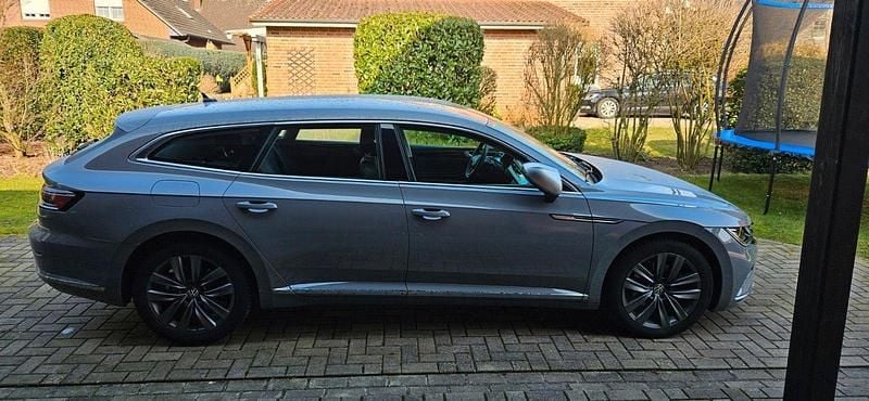 Gebraucht VW Arteon Elegance 190 PS (139 kW) 2022 Grau Kombi