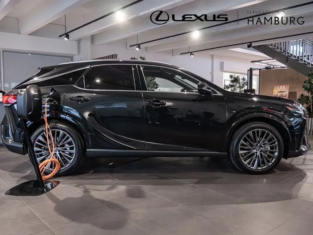 Gebraucht Lexus RX450h E-FOUR Luxury Line 292 PS (214 kW) 2026 Schwarz SUV