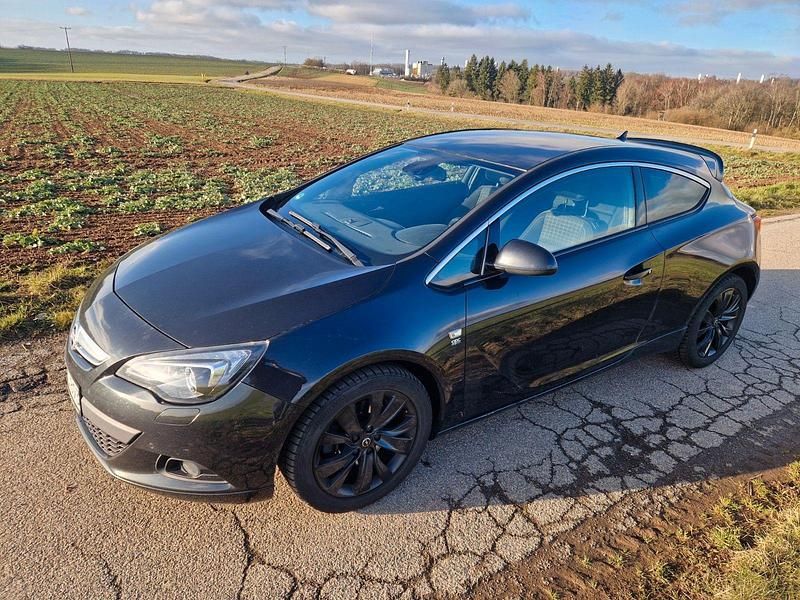 Gebraucht Opel Astra GTC S 165 PS (121 kW) 2015 Schwarz Limousine