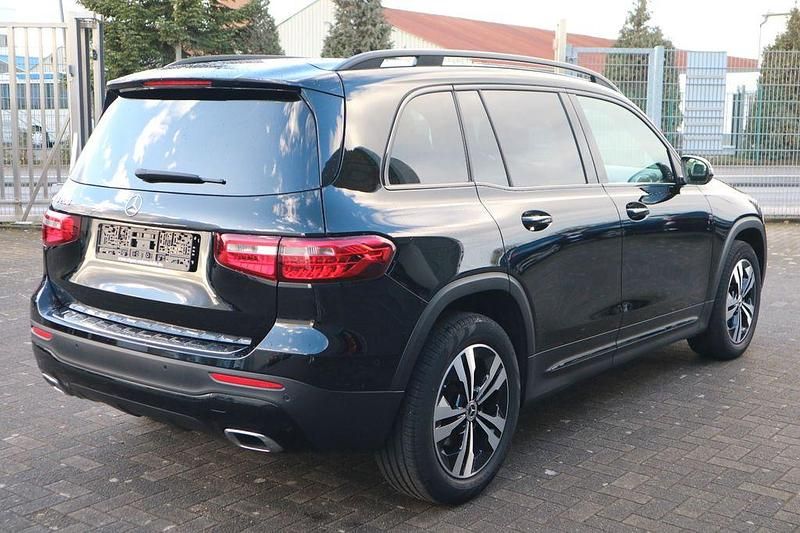Gebraucht Mercedes GLB200 Progressive 163 PS (119 kW) 2021 Schwarz SUV