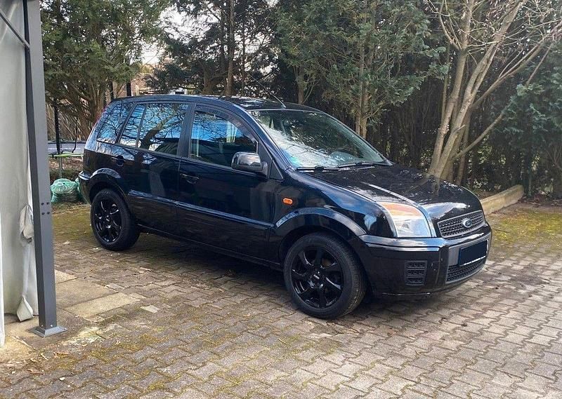 Gebraucht Ford Fusion Style 80 PS (58 kW) 2010 Schwarz Kleinwagen