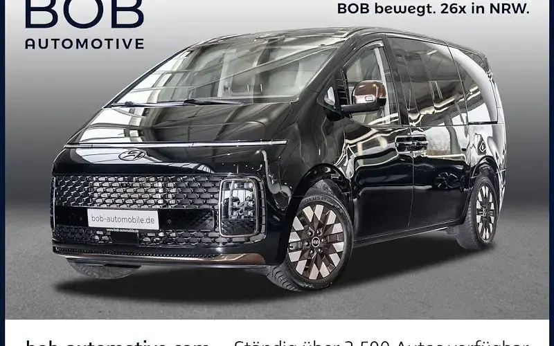 Gebraucht Hyundai Staria Signature 177 PS (130 kW) 2022 Van / Kleinbus