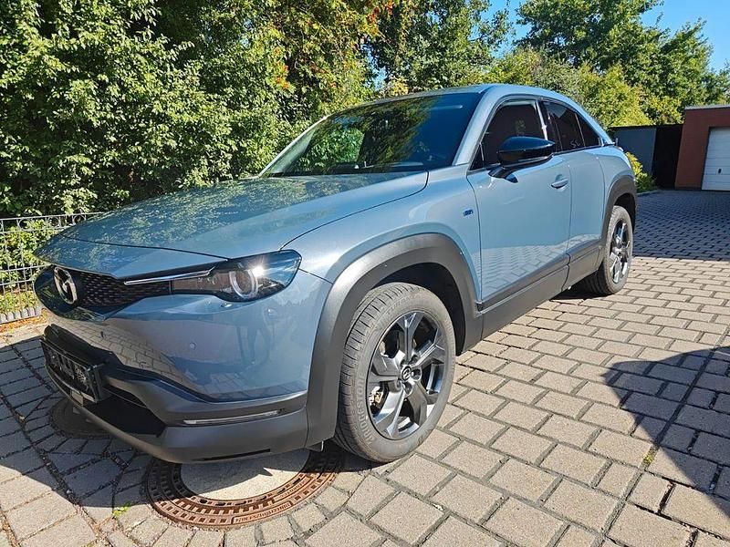 Grau Gebraucht 2022 Mazda MX30 Ad'Vantage SUV | 15.999 € (Guter Preis) - Bild 1/4