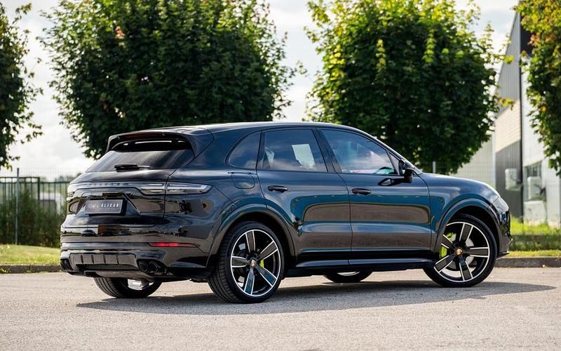 Gebraucht Porsche Cayenne Platinum Edition 462 PS (339 kW) 2022 Schwarz SUV