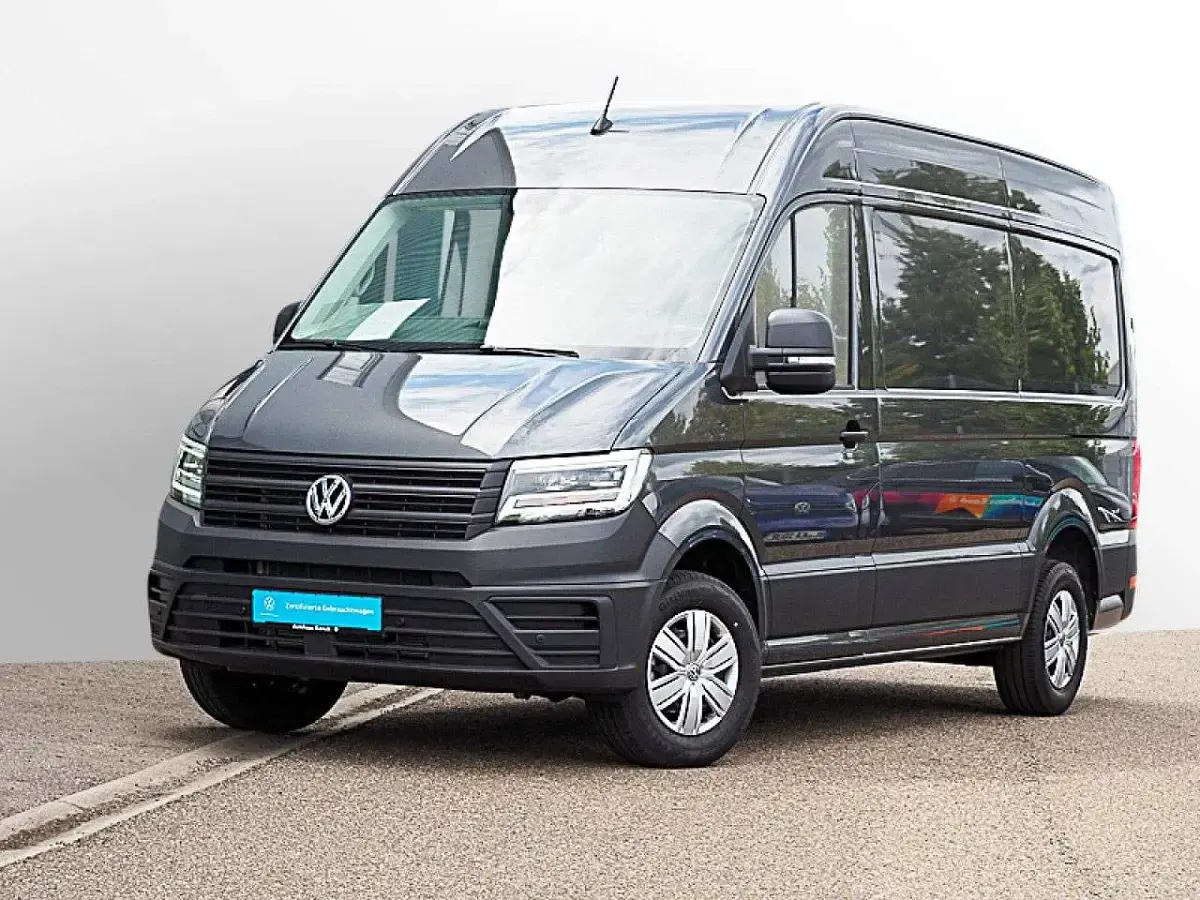 Neu VW Crafter 177 PS (130 kW) 2025 Grau Van