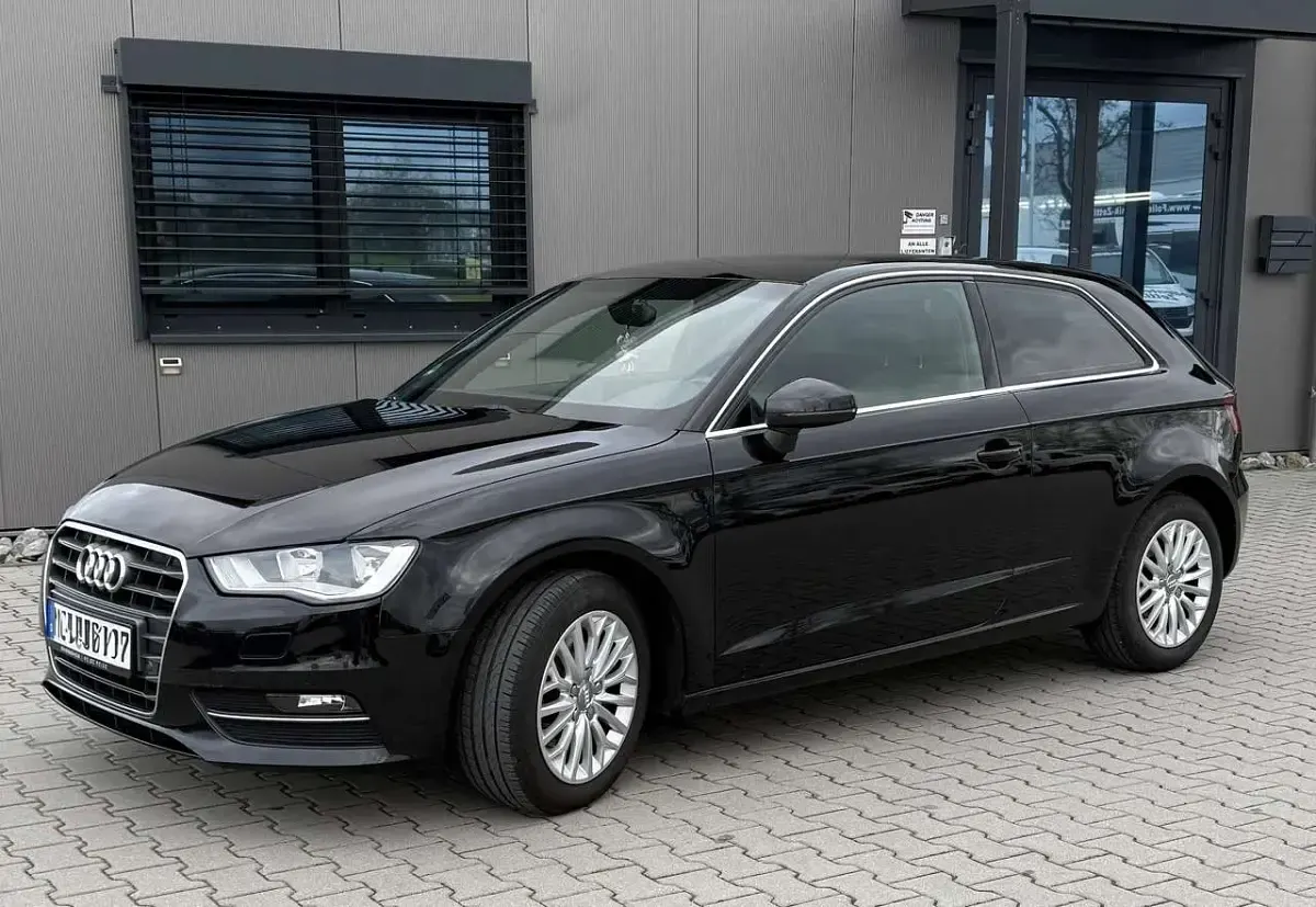 Gebraucht Audi A3 Ambiente 150 PS (110 kW) 2013 Schwarz Kleinwagen
