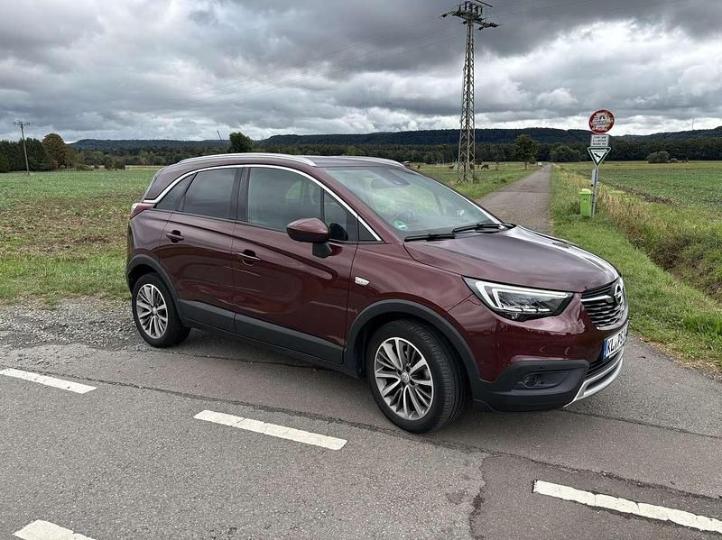 Rot Gebraucht 2018 Opel Crossland X Ultimate SUV | 14.200 € (Fairer Preis) - Bild 1/4