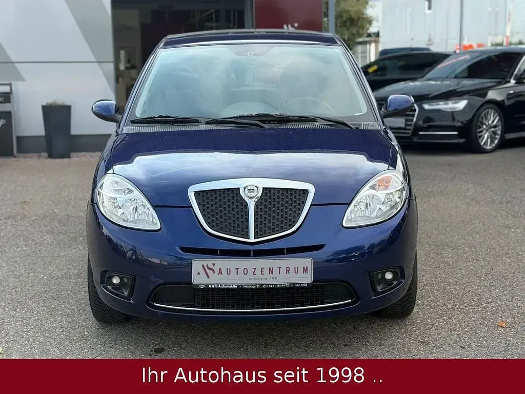 Gebraucht Lancia Ypsilon 60 PS (44 kW) 2007 Blau Kleinwagen