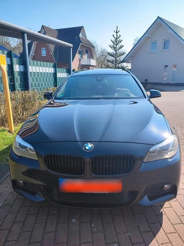 Gebraucht BMW 525 M Sport 218 PS (160 kW) 2013 Schwarz Kombi