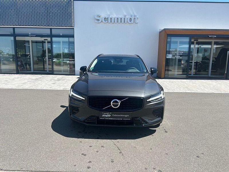 Gebraucht Volvo V60 Plus 349 PS (256 kW) 2024 Grau Kombi