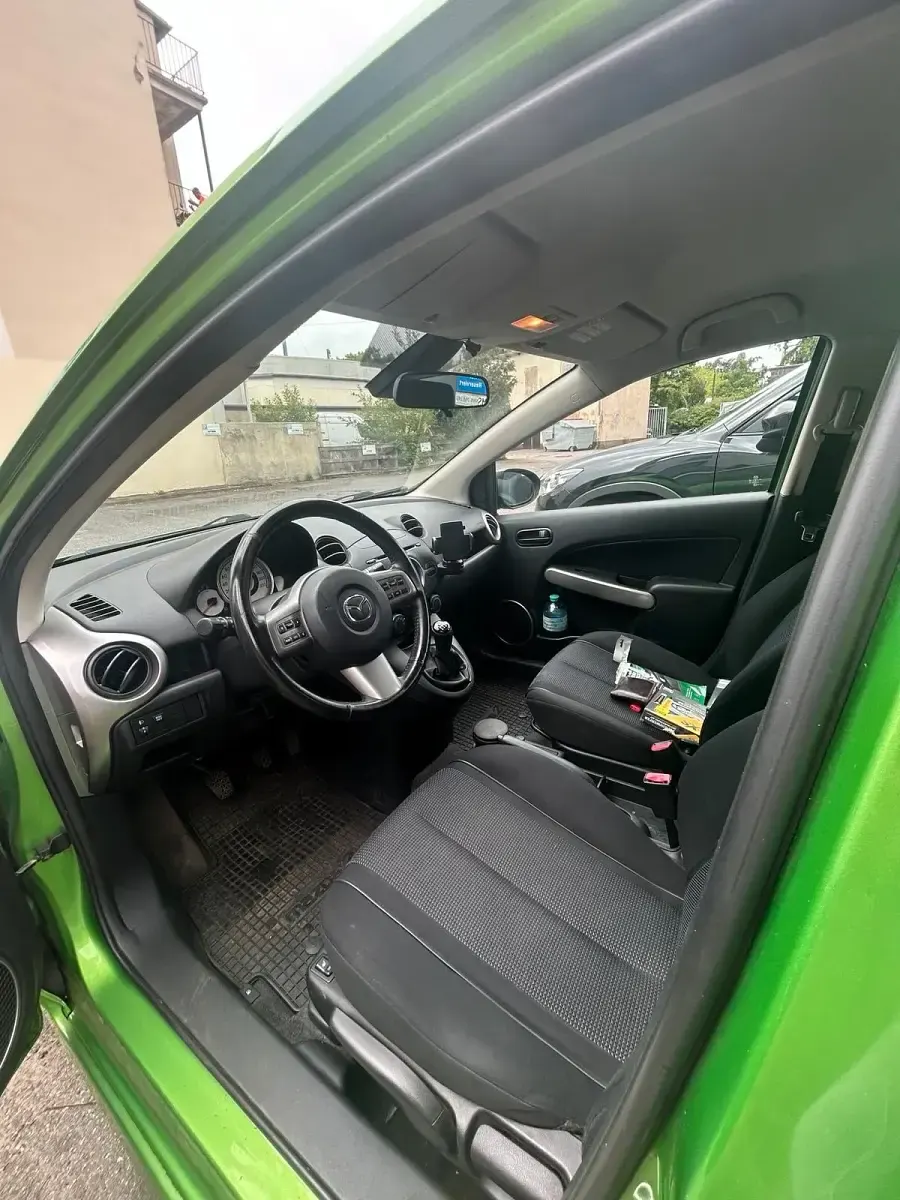 Gebraucht Mazda 2 86 PS (63 kW) 2008 Grün Kleinwagen