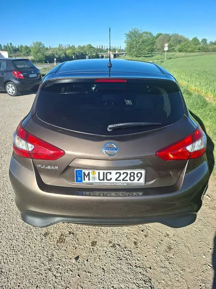 Gebraucht Nissan Pulsar N-Connecta 116 PS (85 kW) 2016 Bronze Kleinwagen