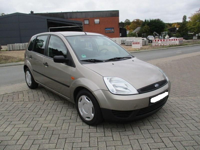 Gebraucht 2004 Ford Fiesta Limousine | 2.550 € (Fairer Preis) - Bild 1/4