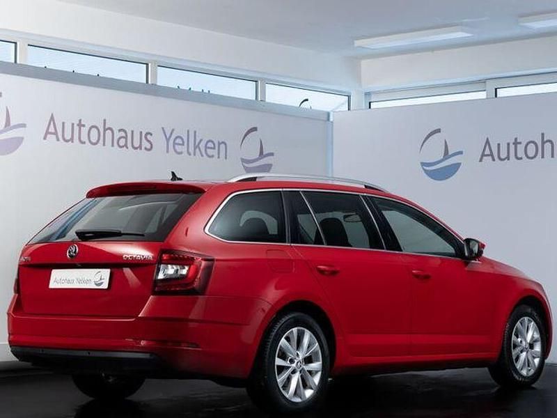 Gebraucht Skoda Octavia Style 150 PS (110 kW) 2018 Rot Limousine