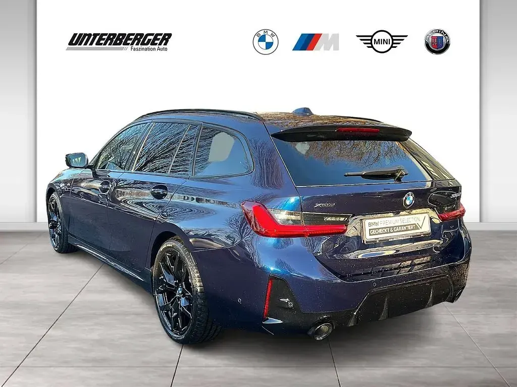 Gebraucht BMW 330 M Sport 286 PS (210 kW) 2025 Blau Kombi