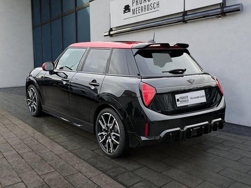 Gebraucht Mini John Cooper Works 156 PS (114 kW) 2024 Schwarz Kleinwagen