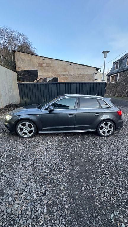 Gebraucht Audi A3 Sport 150 PS (110 kW) 2016 Grau Limousine