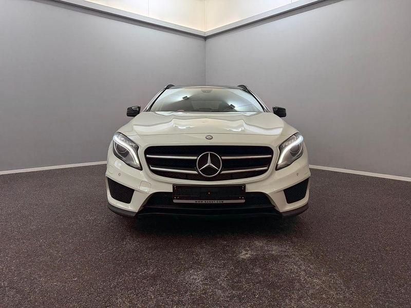 Gebraucht Mercedes GLA200 AMG line 156 PS (114 kW) 2014 Weiß SUV
