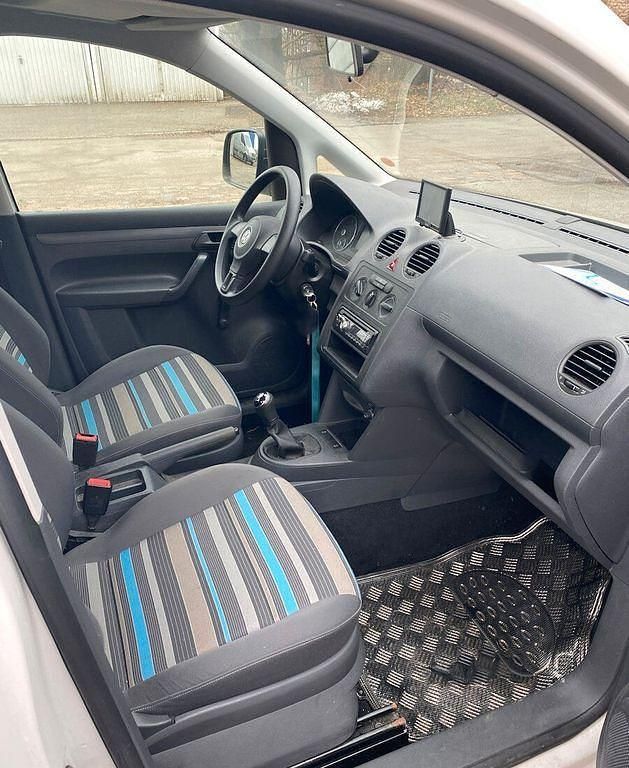 Gebraucht VW Caddy Startline 86 PS (63 kW) 2014 Weiß Van / Kleinbus