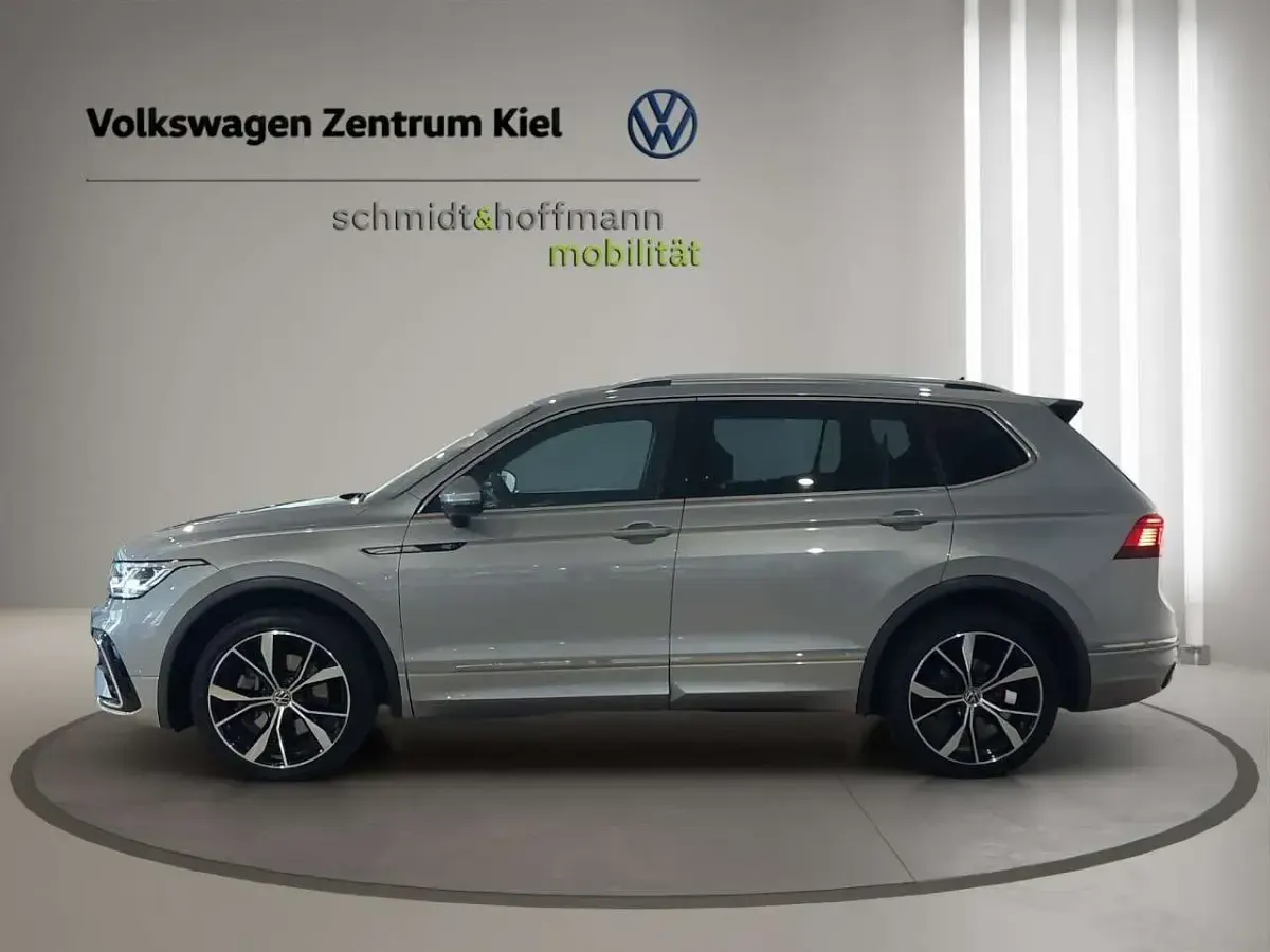 Gebraucht VW Tiguan Allspace R-line 190 PS (139 kW) 2022 Silber SUV
