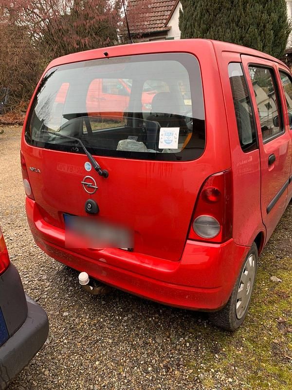 Gebraucht Opel Agila 74 PS (54 kW) 2003 Rot Van / Kleinbus