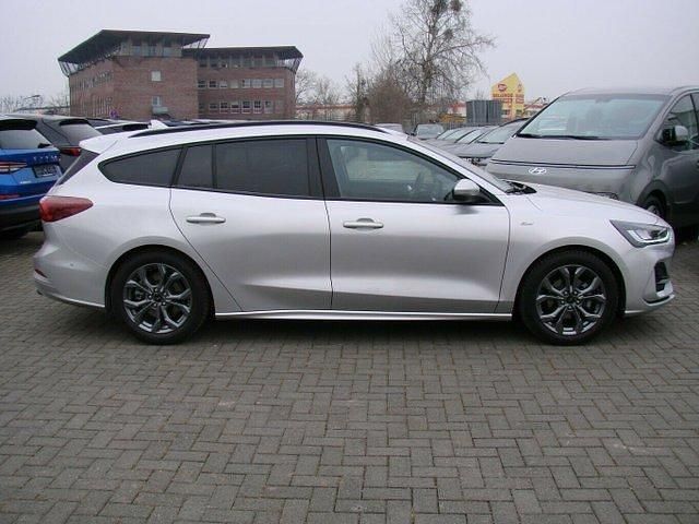 Gebraucht Ford Focus ST-Line X 116 PS (85 kW) 2025 Silber metallic Kombi