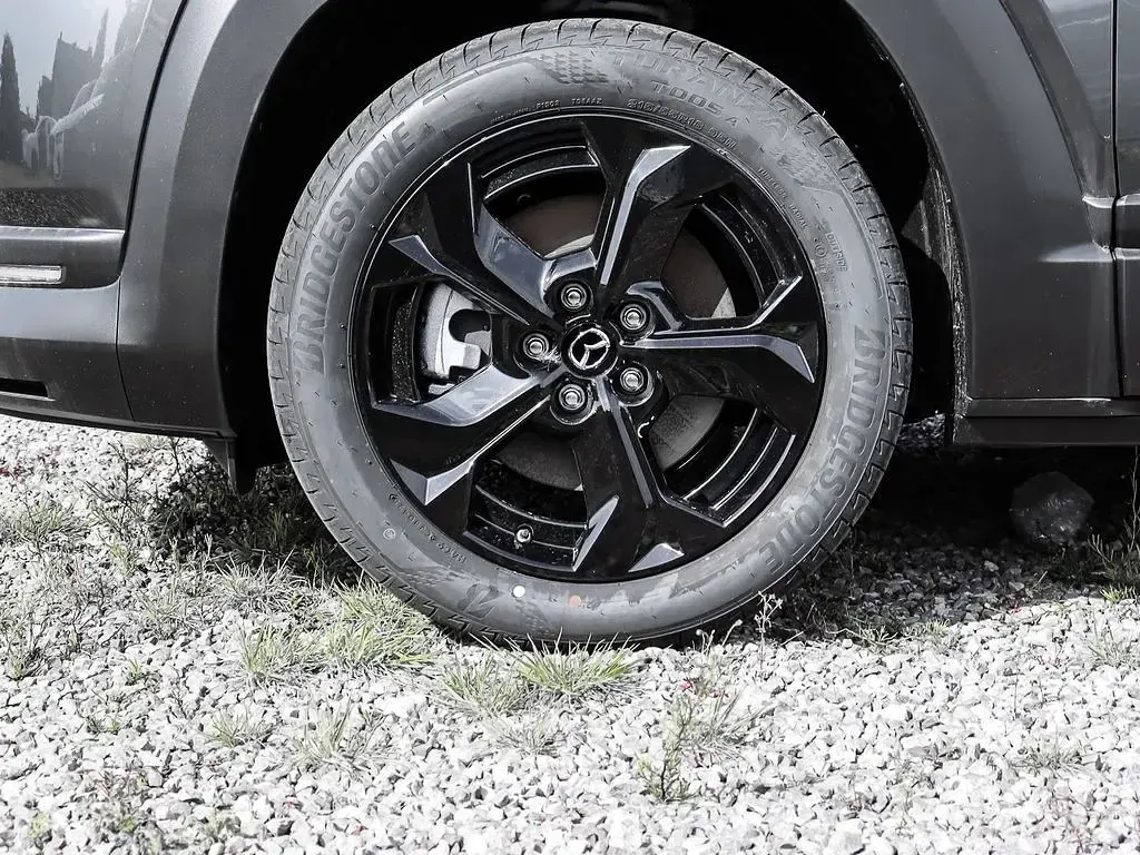 Gebraucht Mazda MX30 Nagisa 170 PS (125 kW) 2025 Multitone machine grey SUV