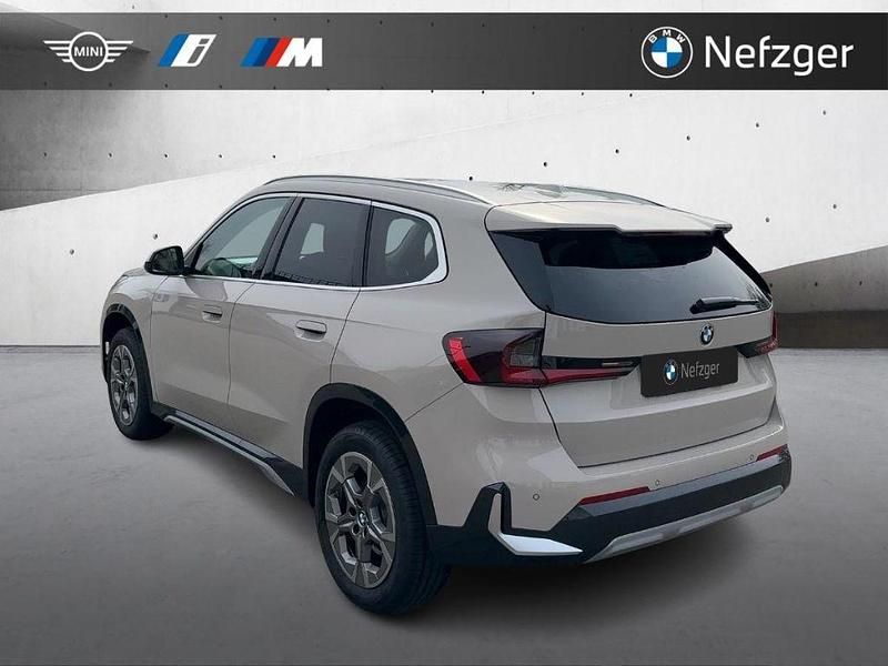 Neu BMW X1 156 PS (114 kW) 2025 Grau SUV