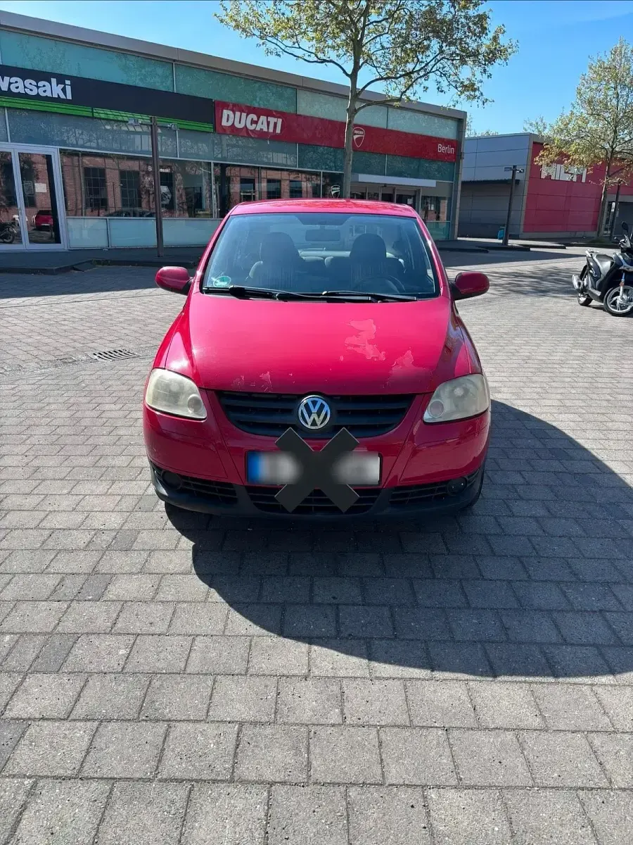 Używany VW Fox 55 KM (40 kW) 2005 Czerwony Hatchback