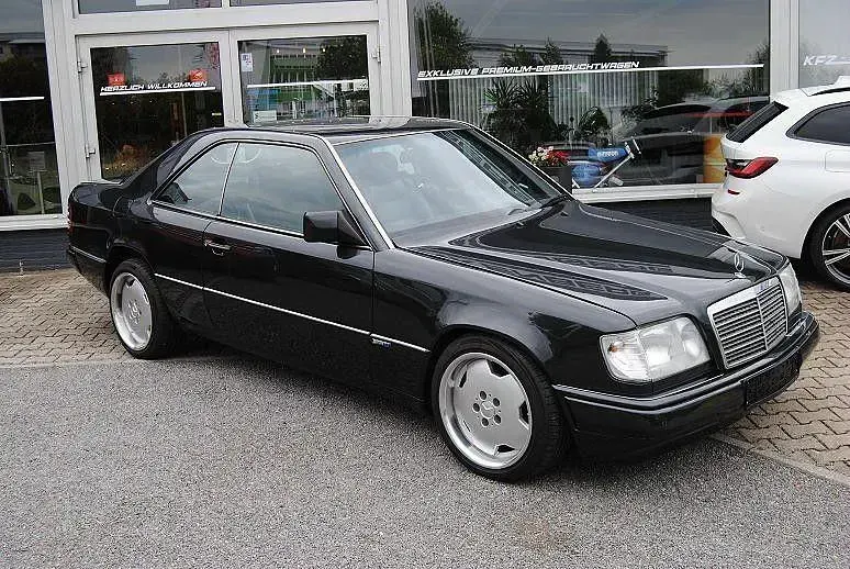 Gebraucht Mercedes 220 Sportline 150 PS (110 kW) 1993 Schwarz Coupé