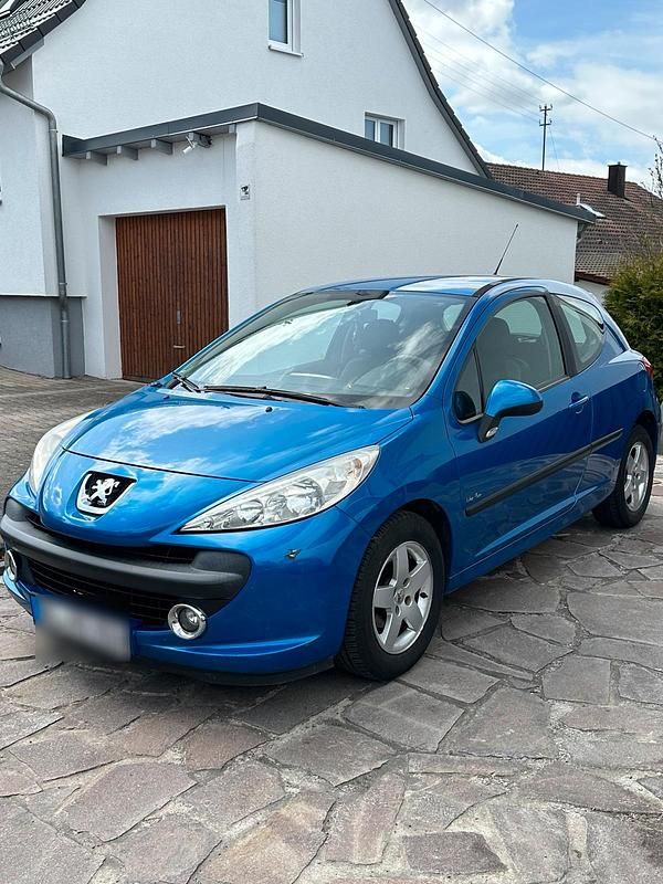 Gebraucht Peugeot 207 Urban Move 80 PS (58 kW) 2008 Blau Kleinwagen