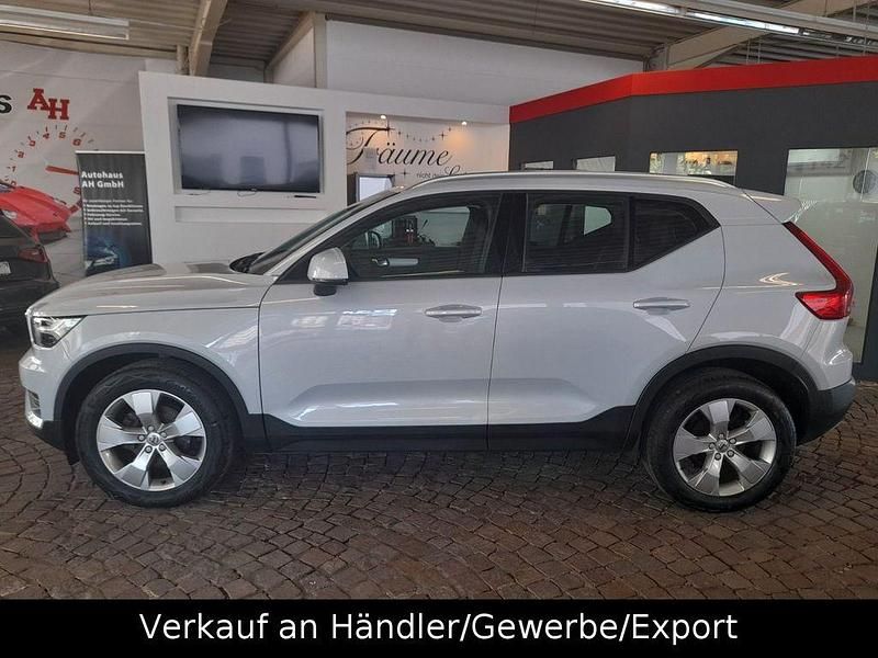 Second-hand Volvo XC40 Momentum 163 CP (119 kW) 2019 Argintiu SUV