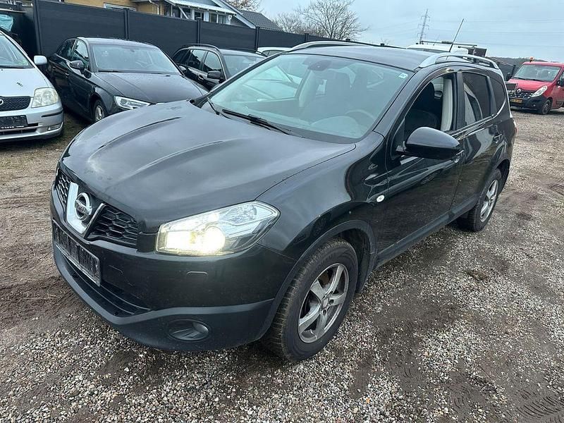 Schwarz Gebraucht 2011 Nissan Qashqai +2 Tekna SUV | 3.000 € (Fairer Preis) - Bild 1/4