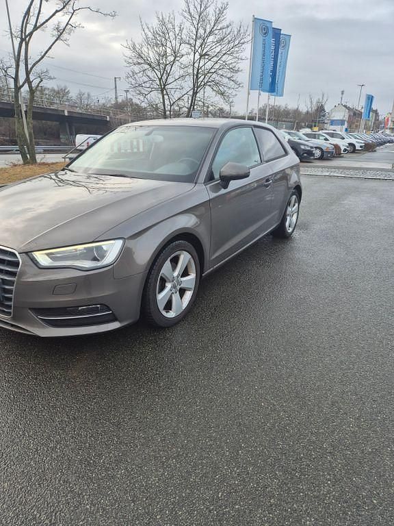 Gebraucht Audi A3 Ambition 150 PS (110 kW) 2015 Grau