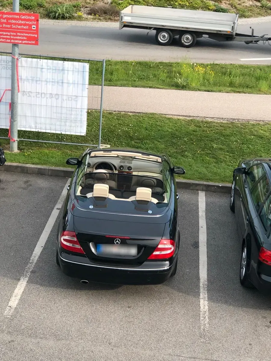 Gebraucht Mercedes CLK240 170 PS (125 kW) 2005 Schwarz Cabrio