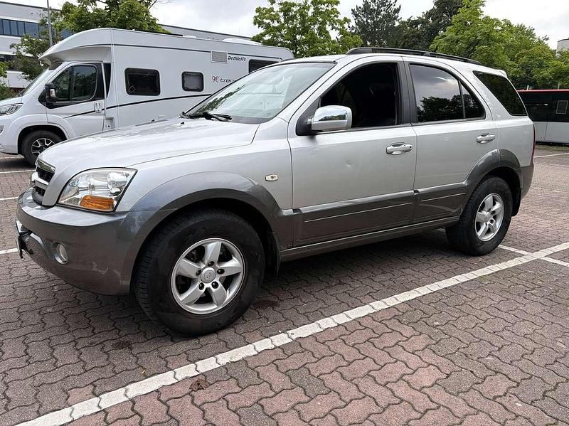 Grau Gebraucht 2009 Kia Sorento EX SUV | 3.999 € (Etwas zu teuer) - Bild 1/4