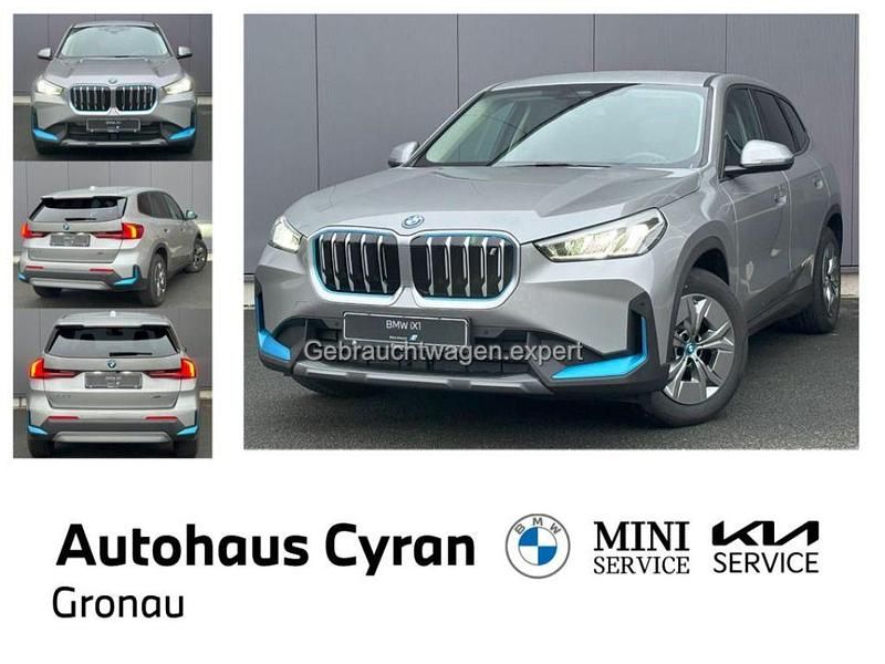 Gebraucht BMW iX1 230 kW (313 PS) 2023 Space silber (metallic) SUV
