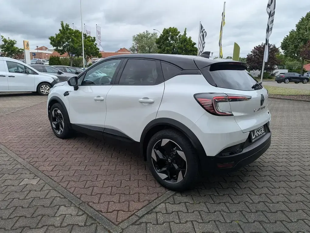Gebraucht Renault Captur Techno 143 PS (105 kW) 2024 Perlmuttweiss metallic/dach i SUV