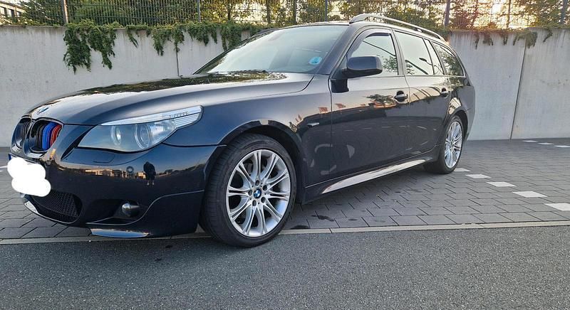 Schwarz Gebraucht 2006 BMW 530 M Sport Kombi | 3.500 € (Guter Preis) - Bild 1/4