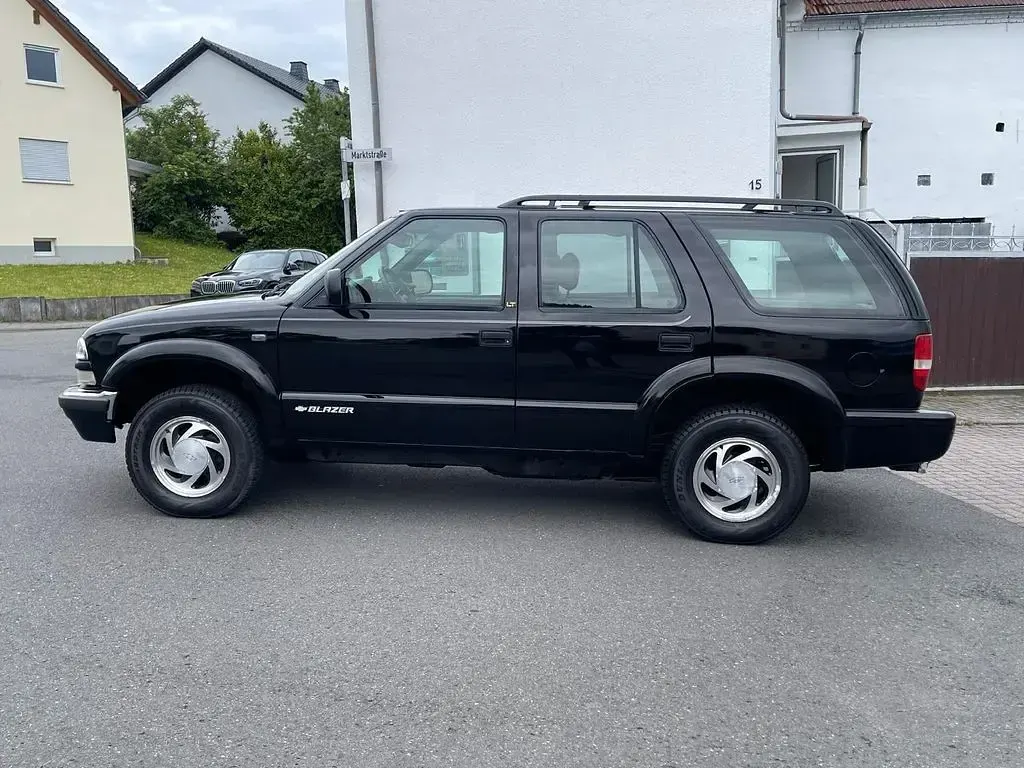 Gebraucht Chevrolet Blazer 193 PS (141 kW) 1999 Schwarz SUV