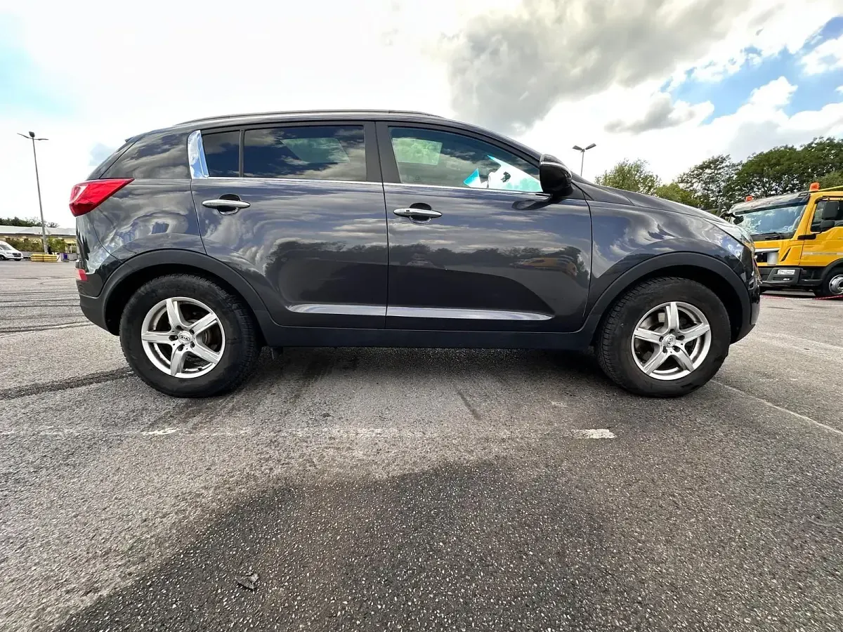 Gebraucht Kia Sportage 136 PS (100 kW) 2010 Grau SUV