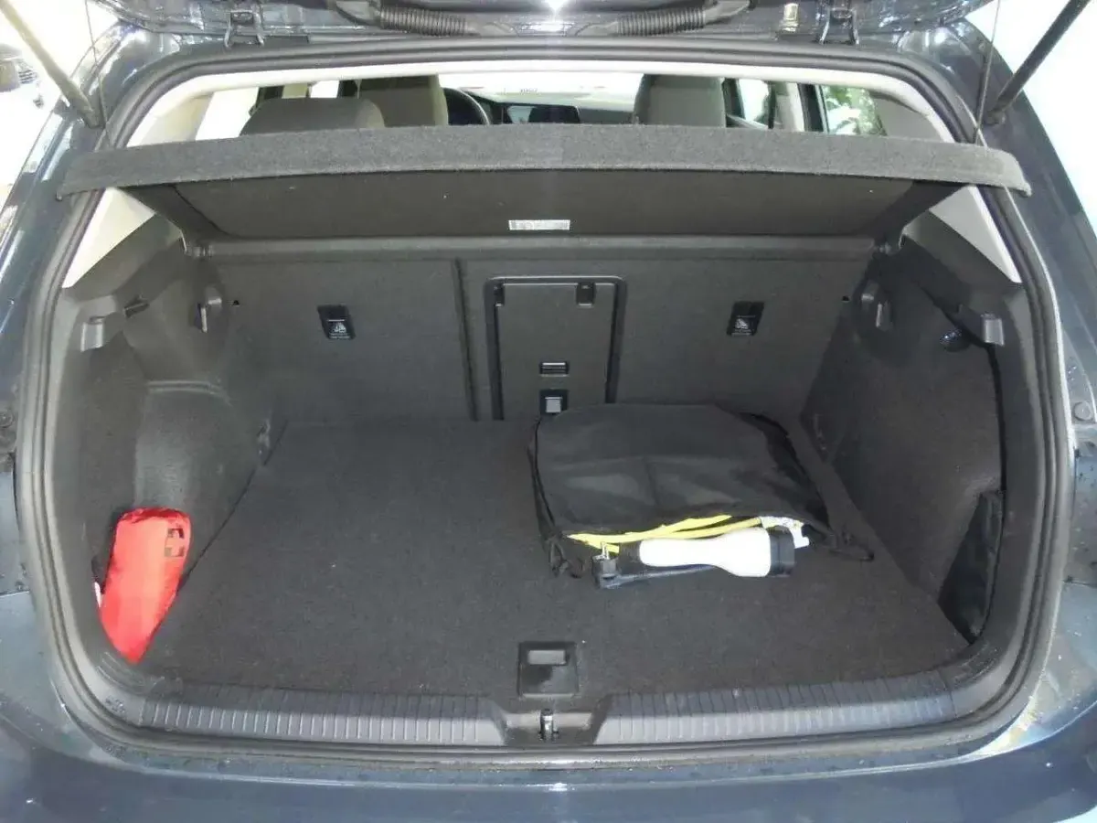 Gebraucht VW Golf VIII Style 204 PS (150 kW) 2020 Uranograu Limousine