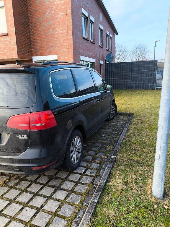 Gebraucht VW Sharan 140 PS (102 kW) 2013 Schwarz Van / Kleinbus