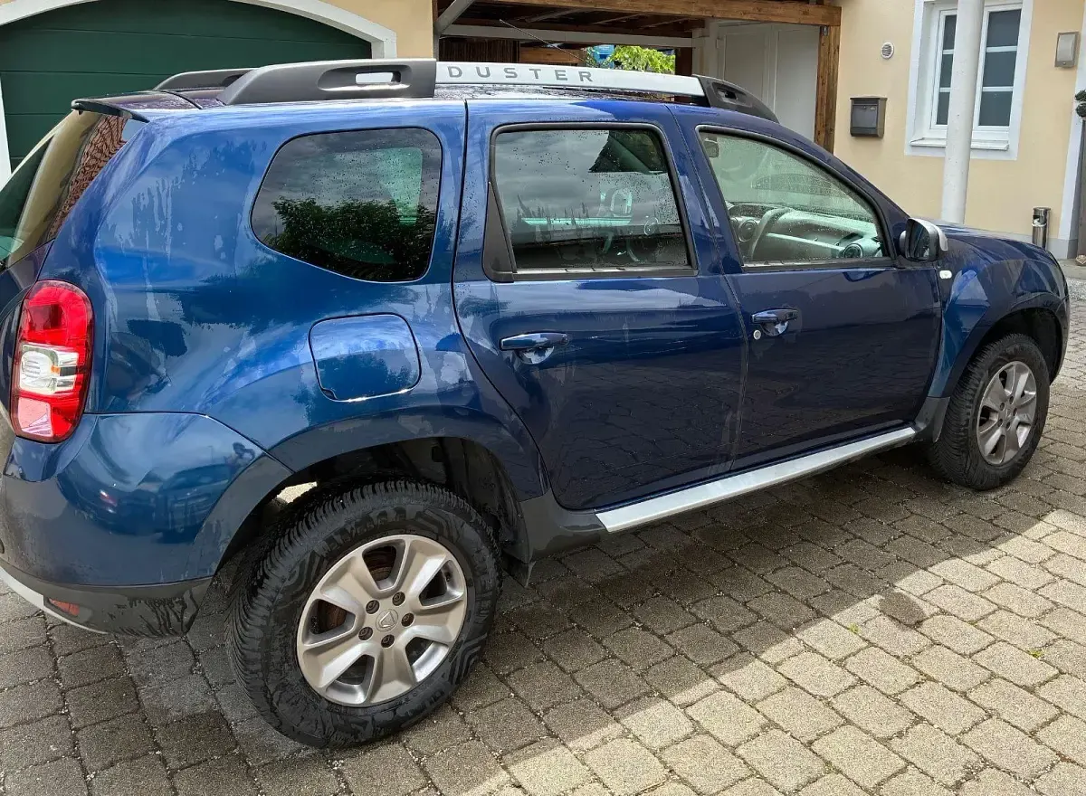 Gebraucht Dacia Duster 125 PS (91 kW) 2015 Blau SUV