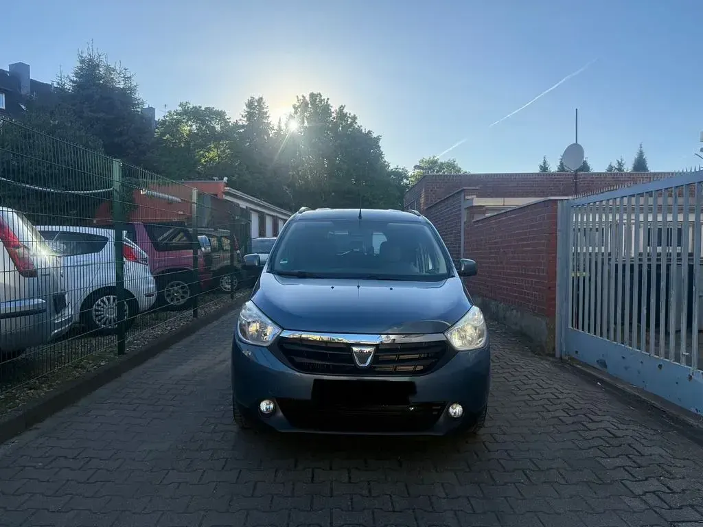 Gebraucht Dacia Lodgy Prestige 116 PS (85 kW) 2013 Blau Van / Kleinbus