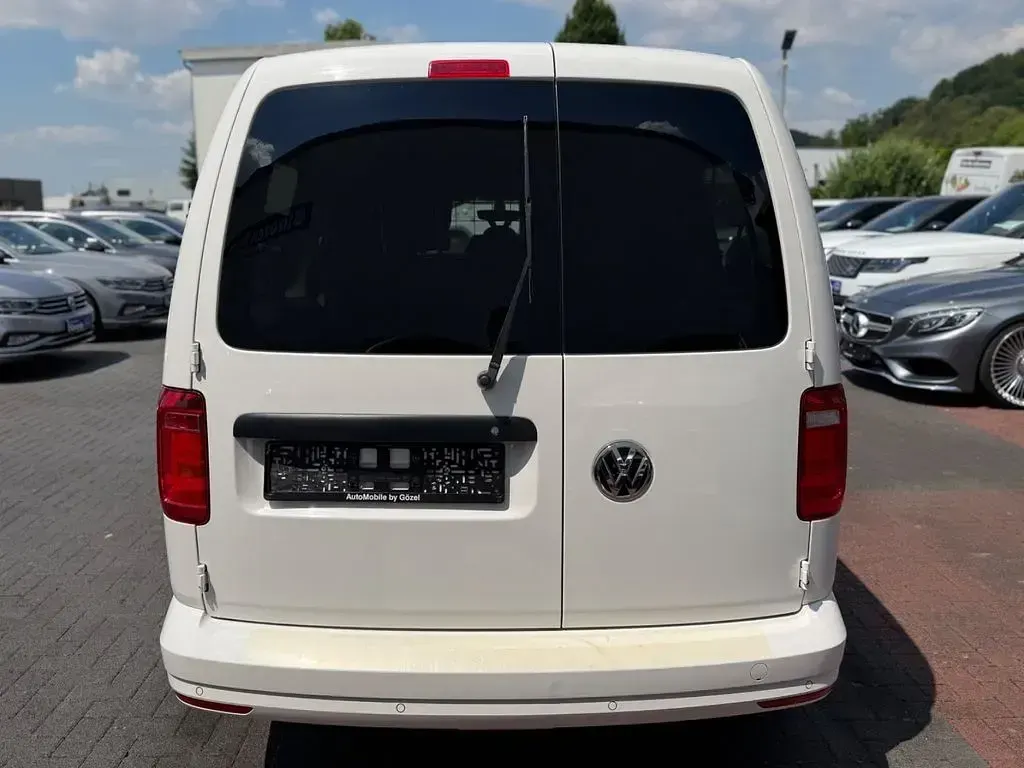 Gebraucht VW Caddy Trendline 102 PS (75 kW) 2017 Candyweiß Van / Kleinbus