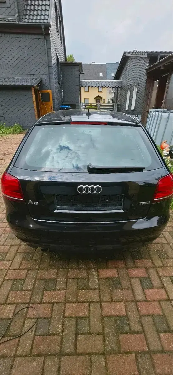 Gebraucht Audi A3 Comfort 125 PS (91 kW) 2011 Schwarz Kleinwagen