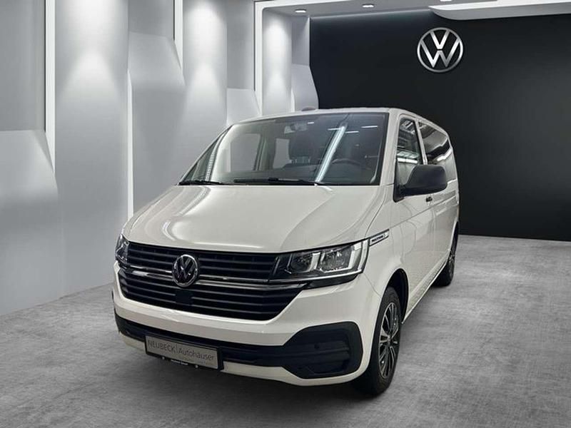 Candyweiß Gebraucht 2021 VW Multivan Family Van | 36.950 € (Superpreis) - Bild 1/3
