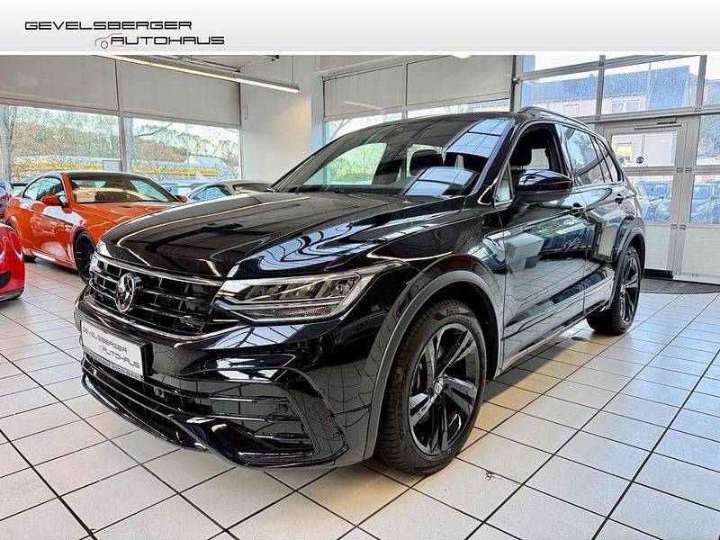 Deep black perleffekt Gebraucht 2024 VW Tiguan R-line SUV | 39.980 € (Fairer Preis) - Bild 1/4