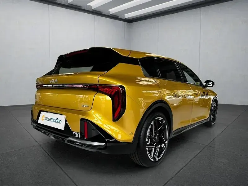 Neu Kia K4 GT-Line 147 PS (108 kW) 2026 Gelb Kleinwagen